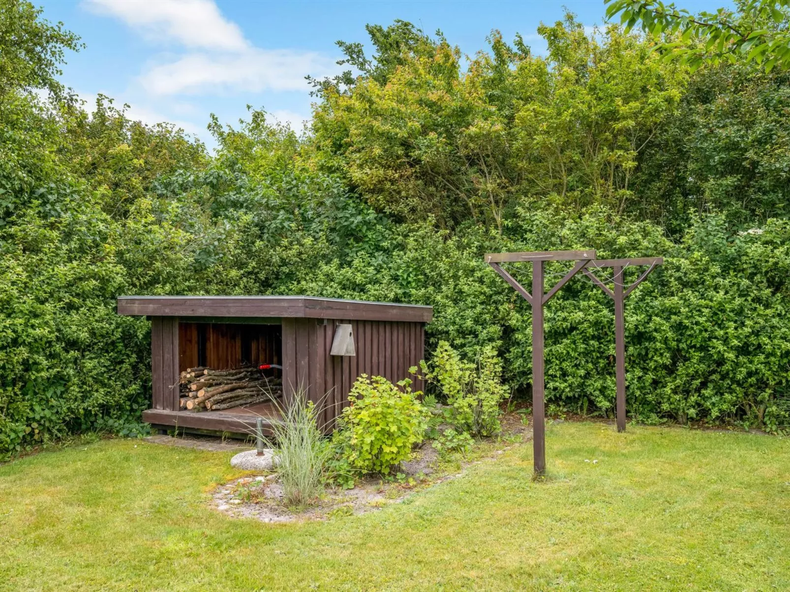 "Anelise" - 800m to the fjord-Draußen