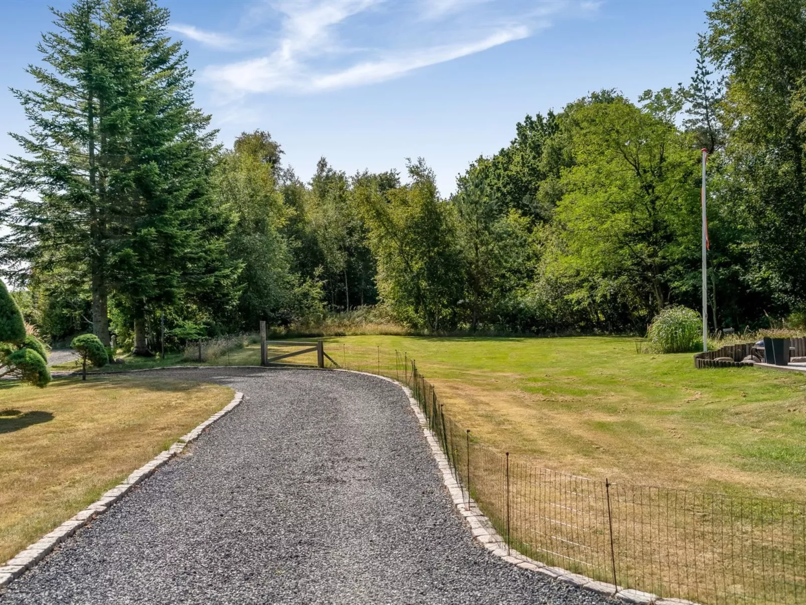 "Bodulf" - 850m from the sea-Outside