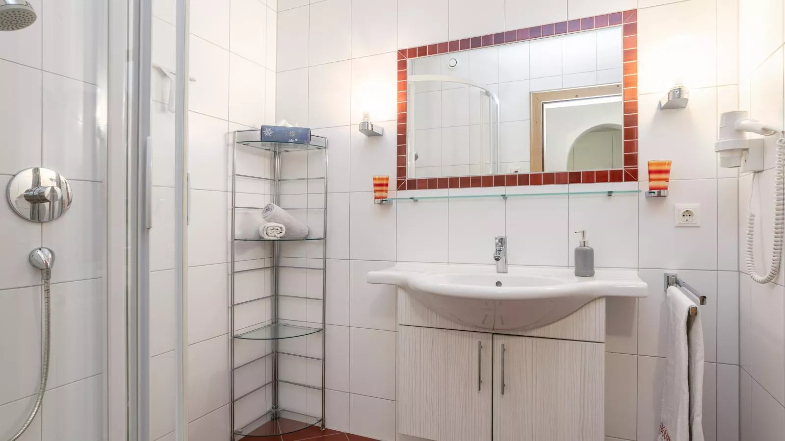 Landhaus Marchfeld Top 1-Salle de bain