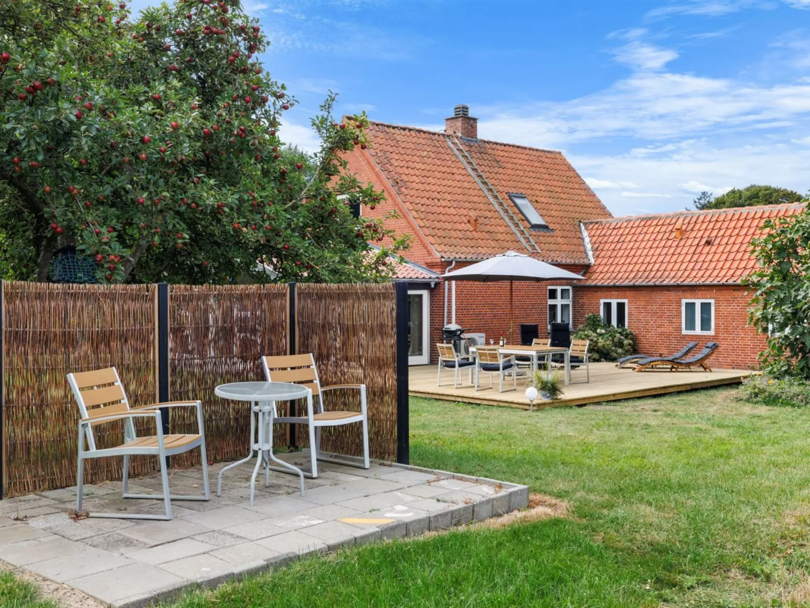 "Alisa" - 2.5km from the sea-Draußen