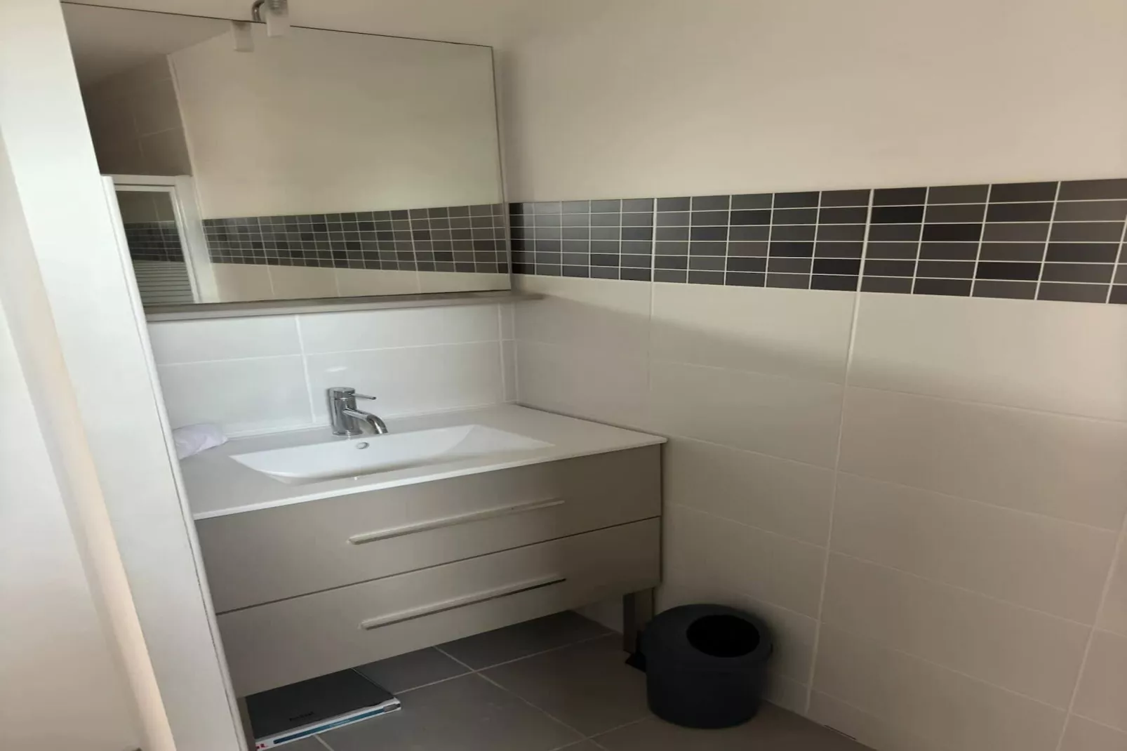 42 Valras Charme &-Badezimmer