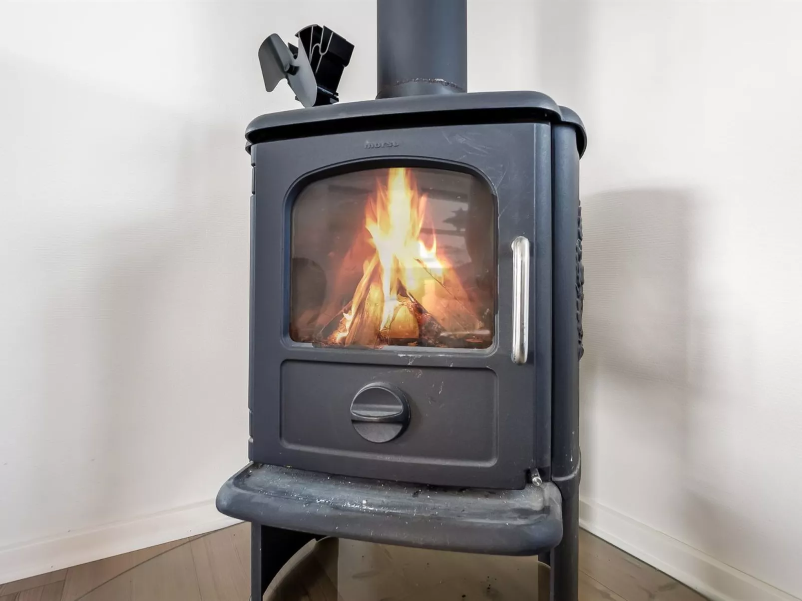 "Akira" - 250m from the sea-Dedans