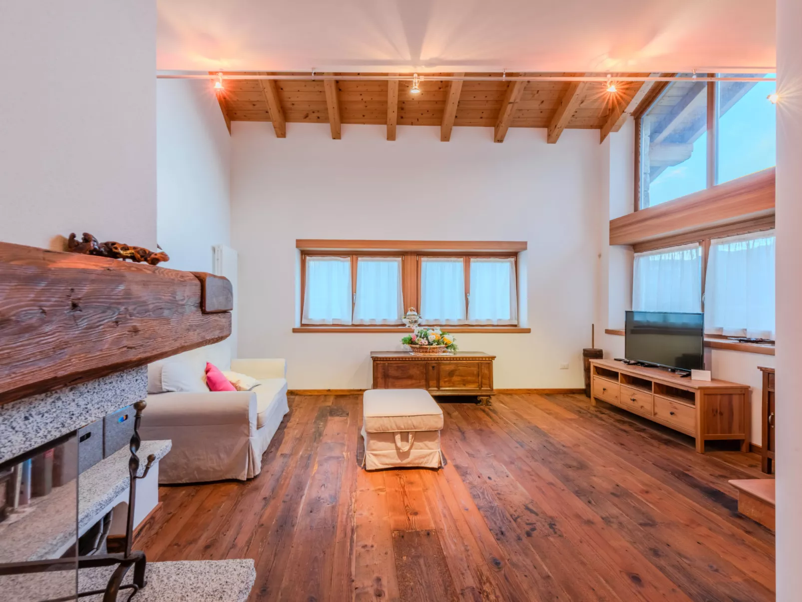 La casa dei Noci-Inside