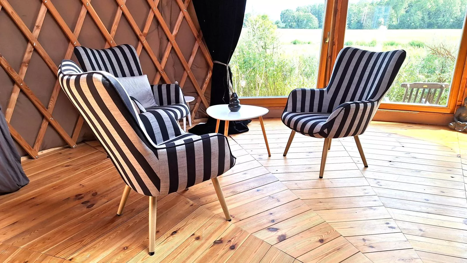 Glamour-Camping-Wohnzimmer