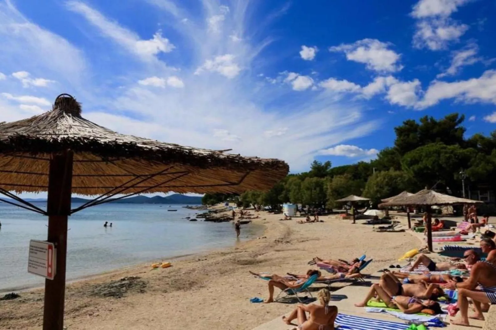 TJ Escape - Mobile Home - Mobile Home With Hot Tub And Terrace-Ambiente