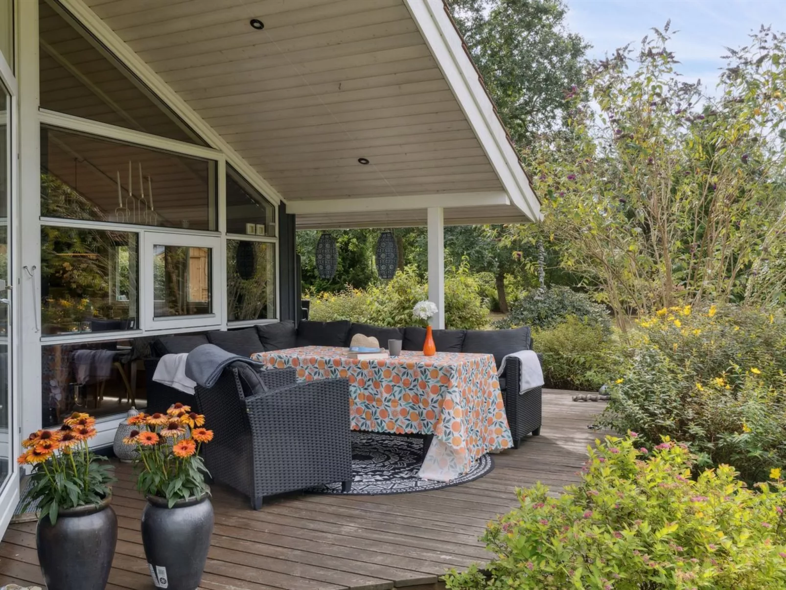 "Emelita" - 175m from the sea-Outside