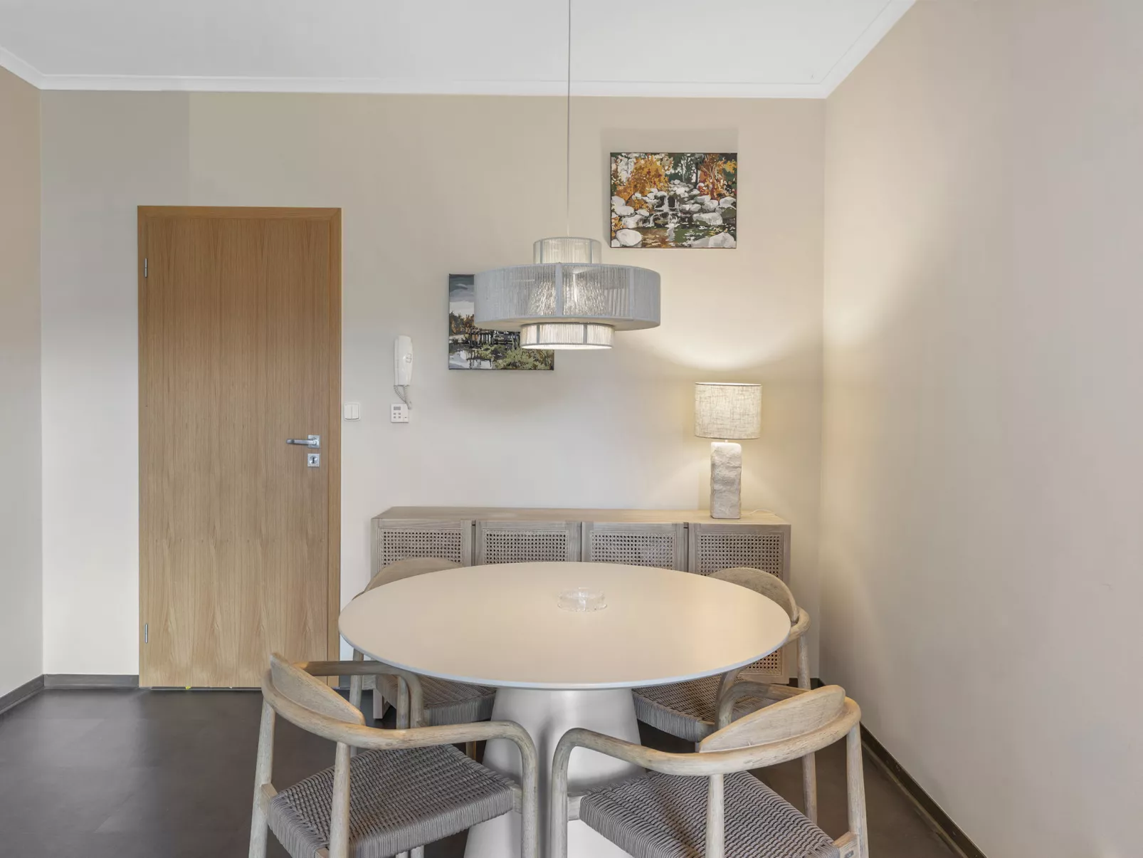 Resident Harrachov B-Drinnen