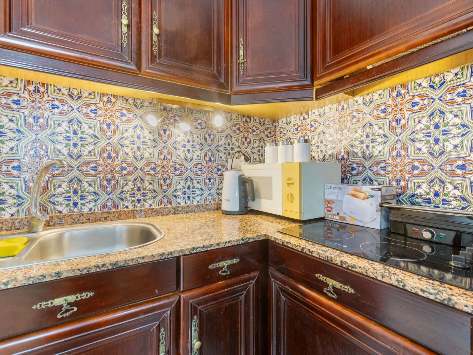 Aldea del Mar-Dedans