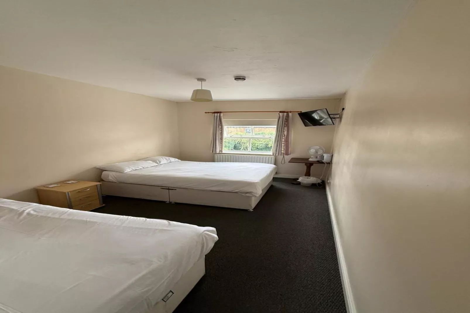 Standard Triple Room-Chambre