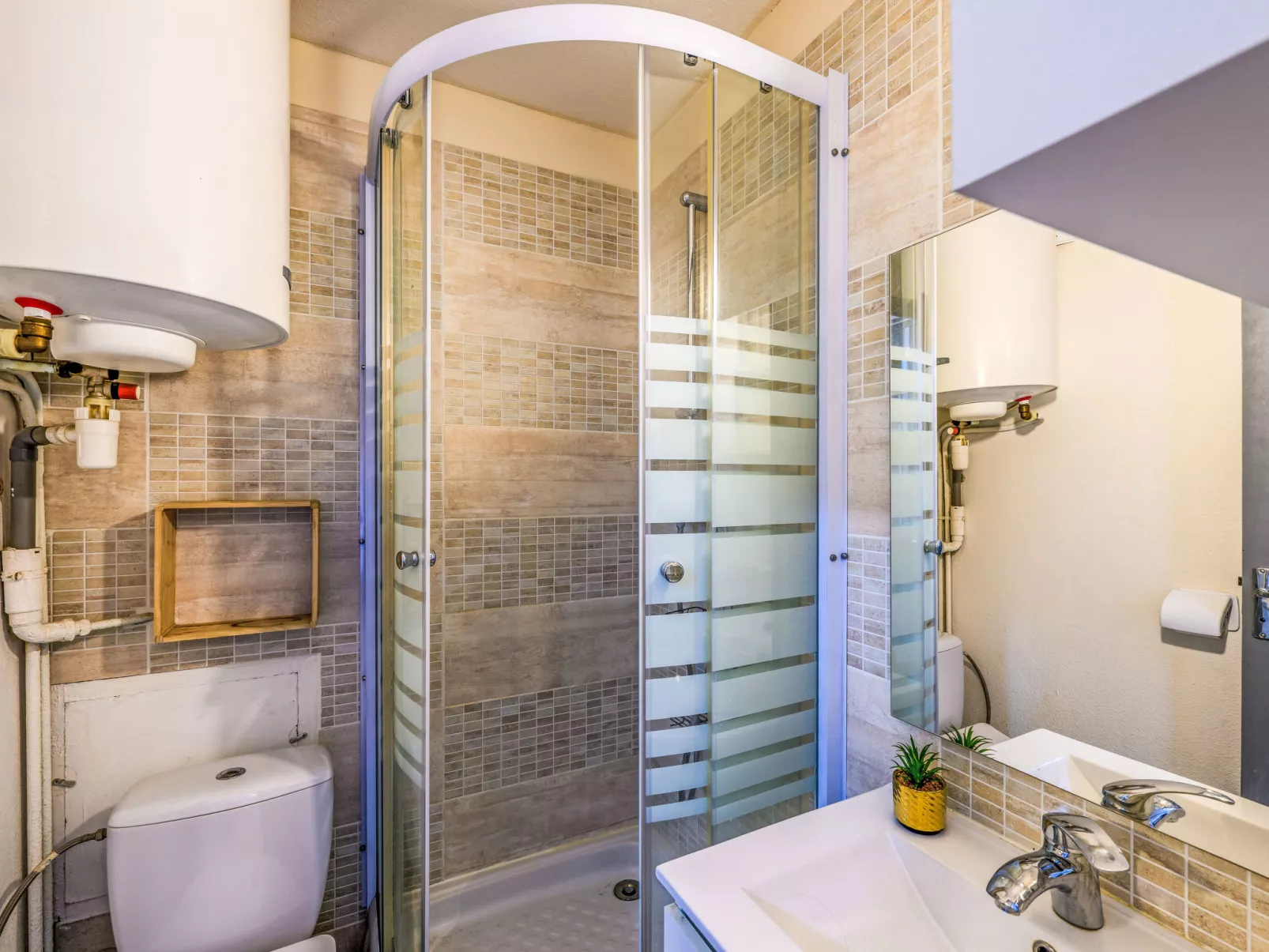 Gruissan Port-Drinnen