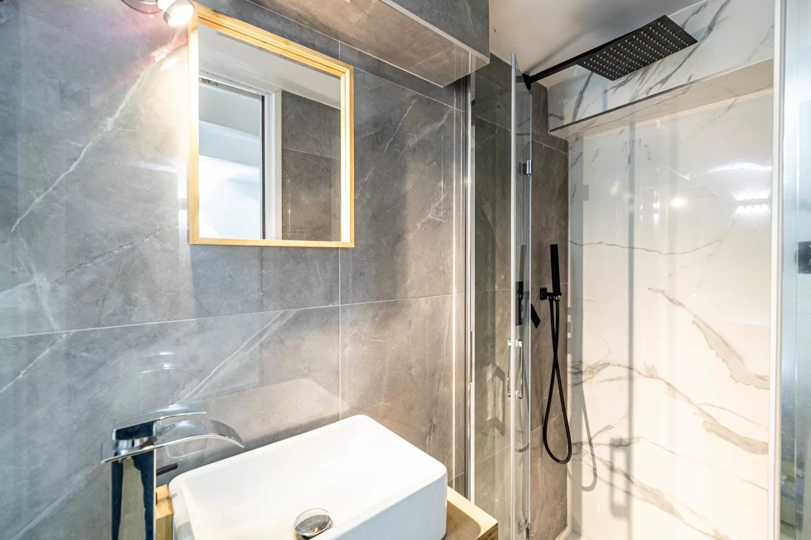 AP-8-GRAGLIA-D-Untagged