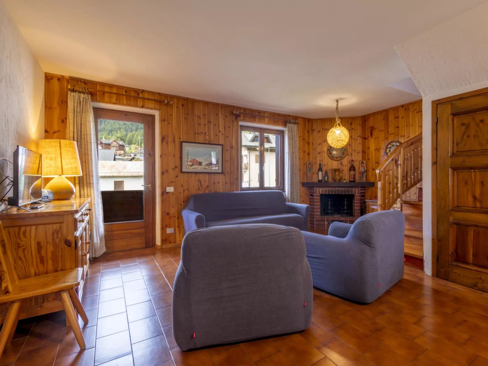 Oga Mountain Home-Dedans