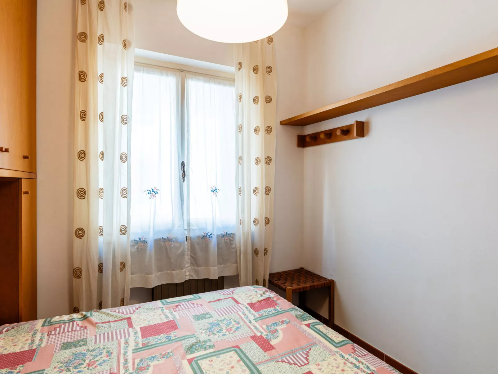 Due passi dal mare-Drinnen