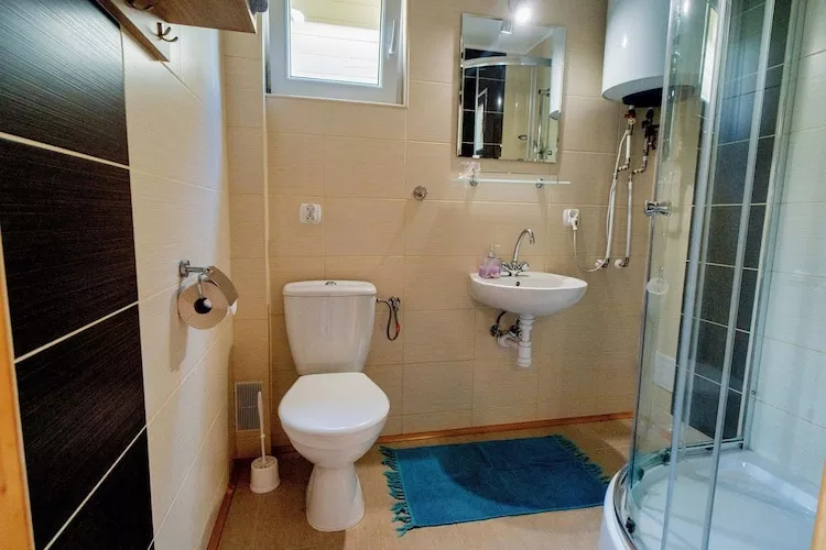 Domek piętrowy 6-osobowy Ustronie Morskie-Badezimmer