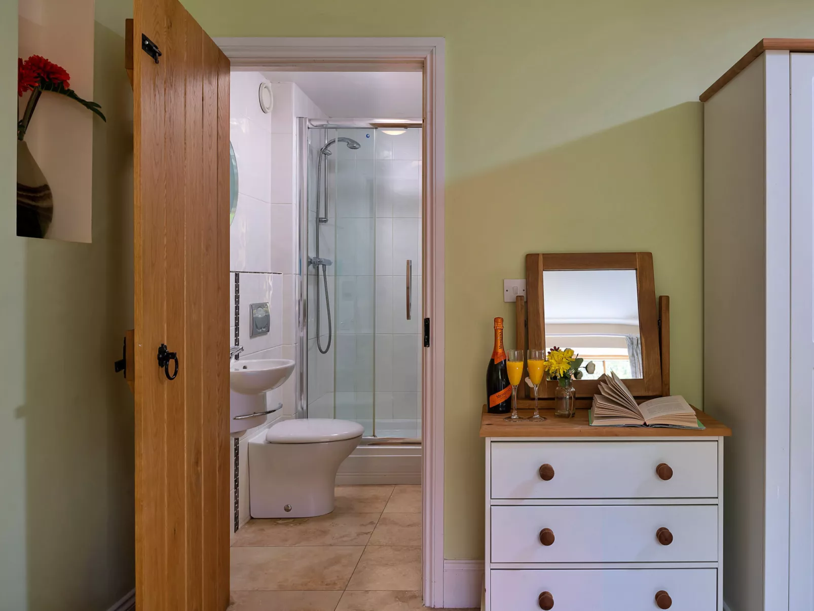 Red Kites Retreat-Dedans