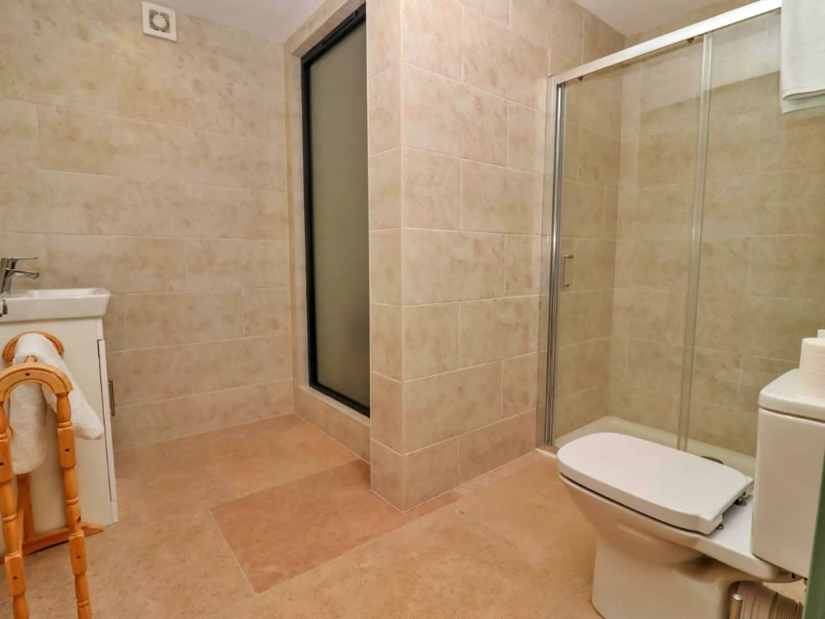 Little Rissington - Barn Two-Inside