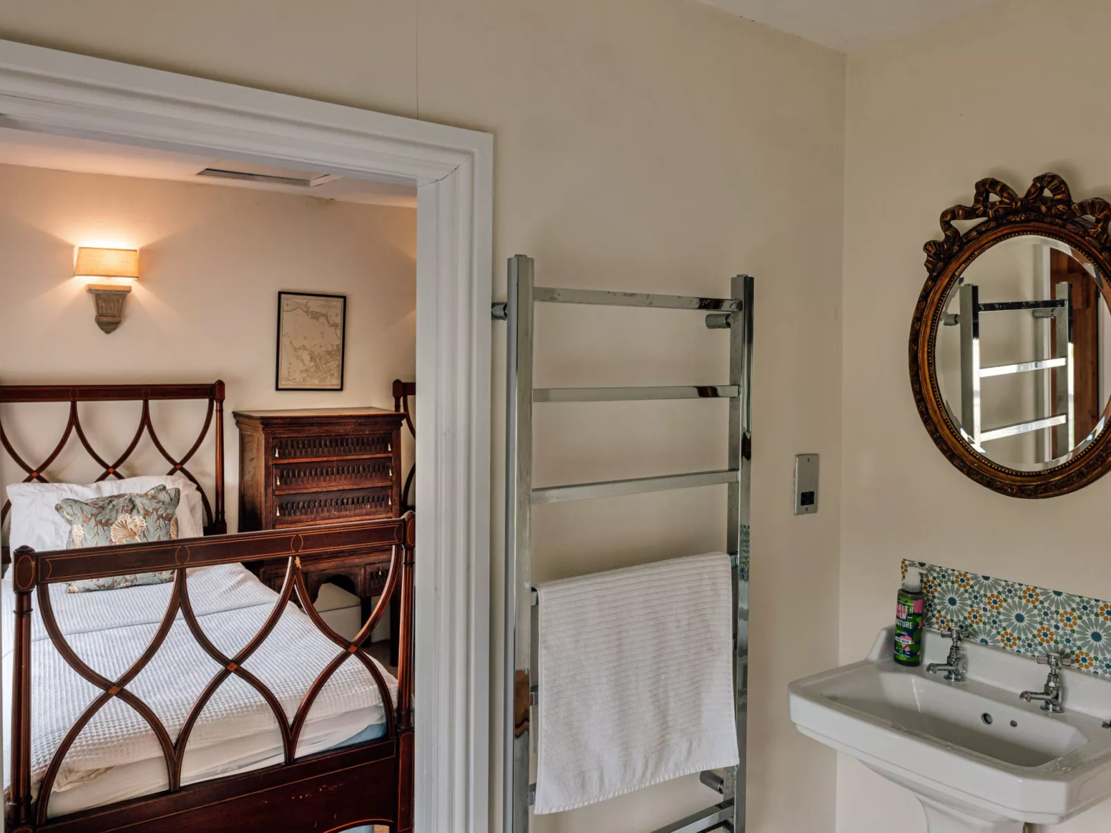 Beili Glas Cottage-Dedans