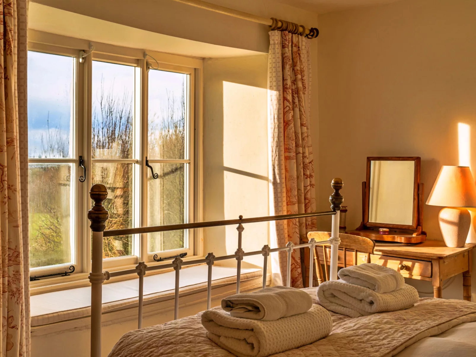 New Park Farm-Inside