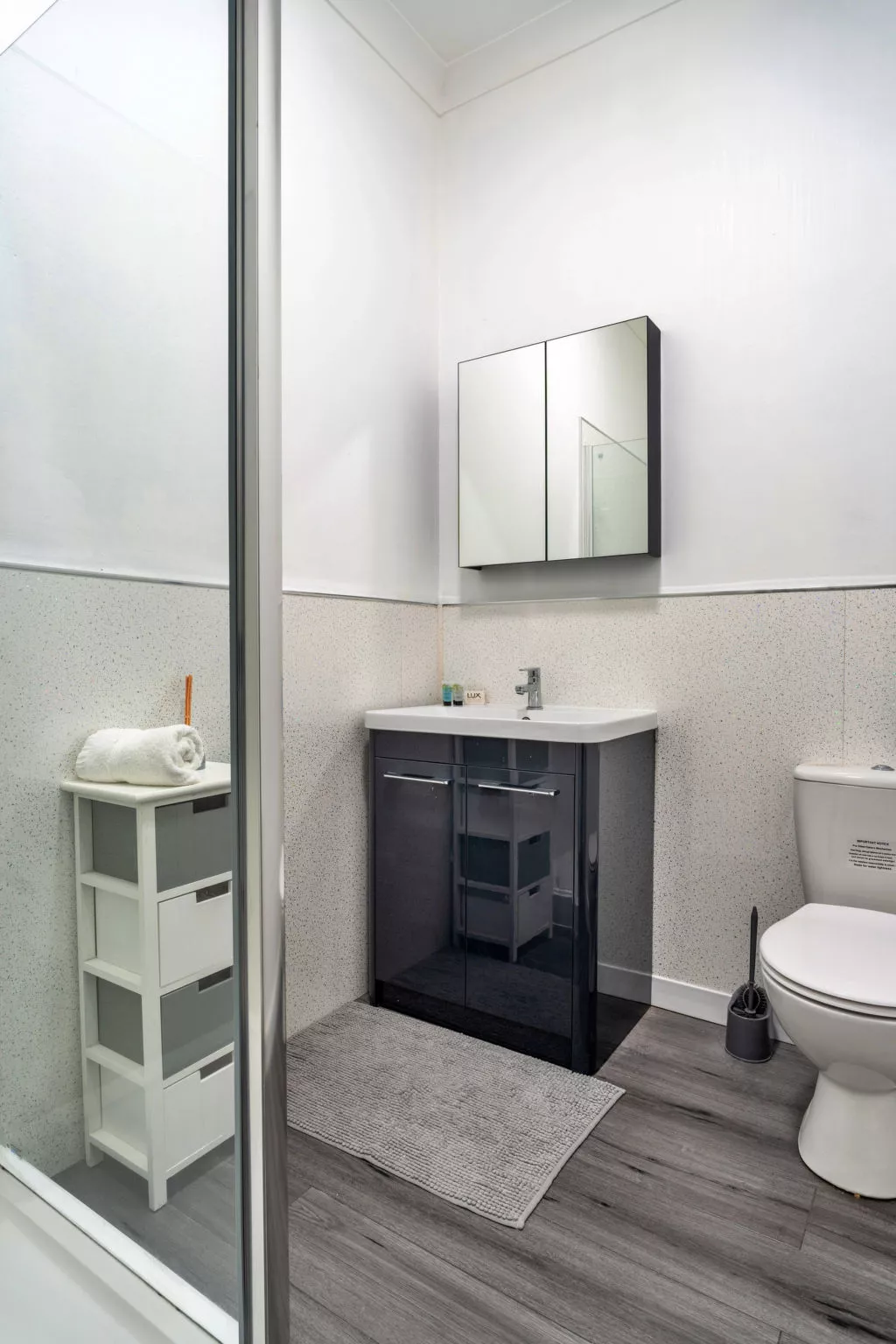 No. 6 Porthgwidden-Inside