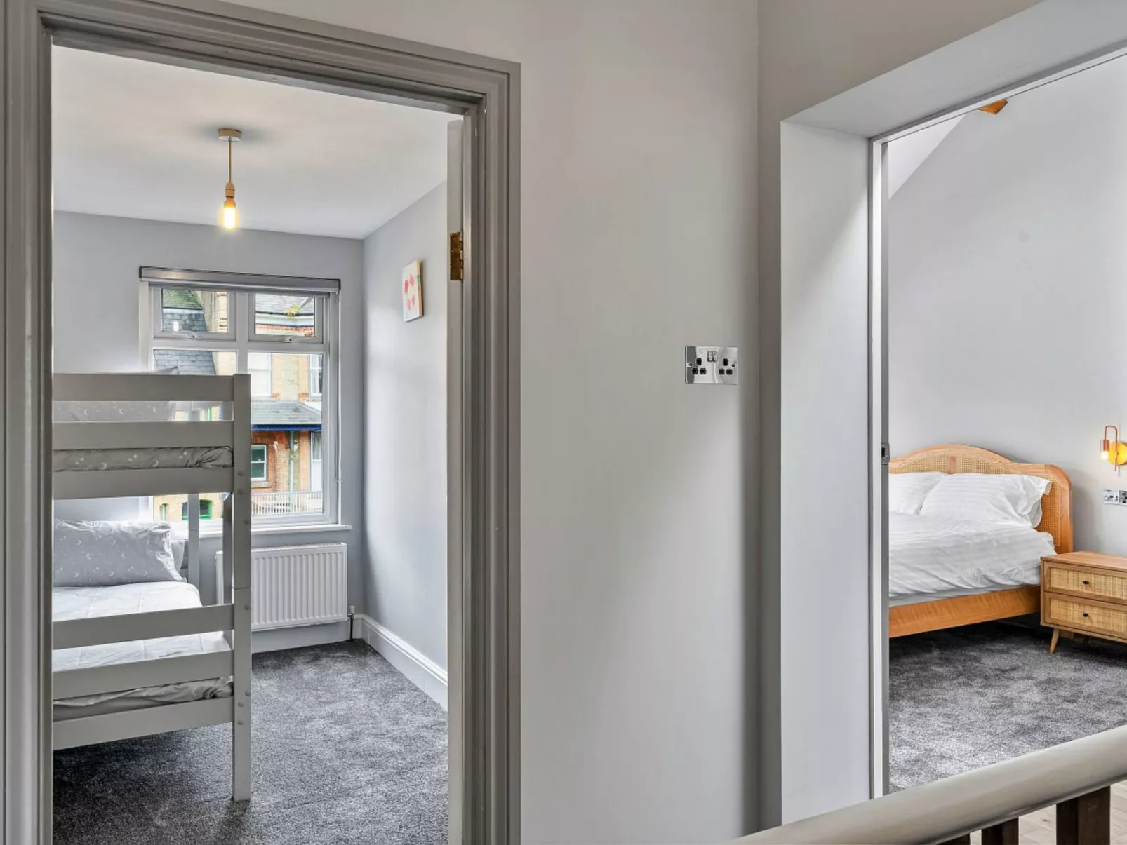 The Lamb Park Lookout-Dehors