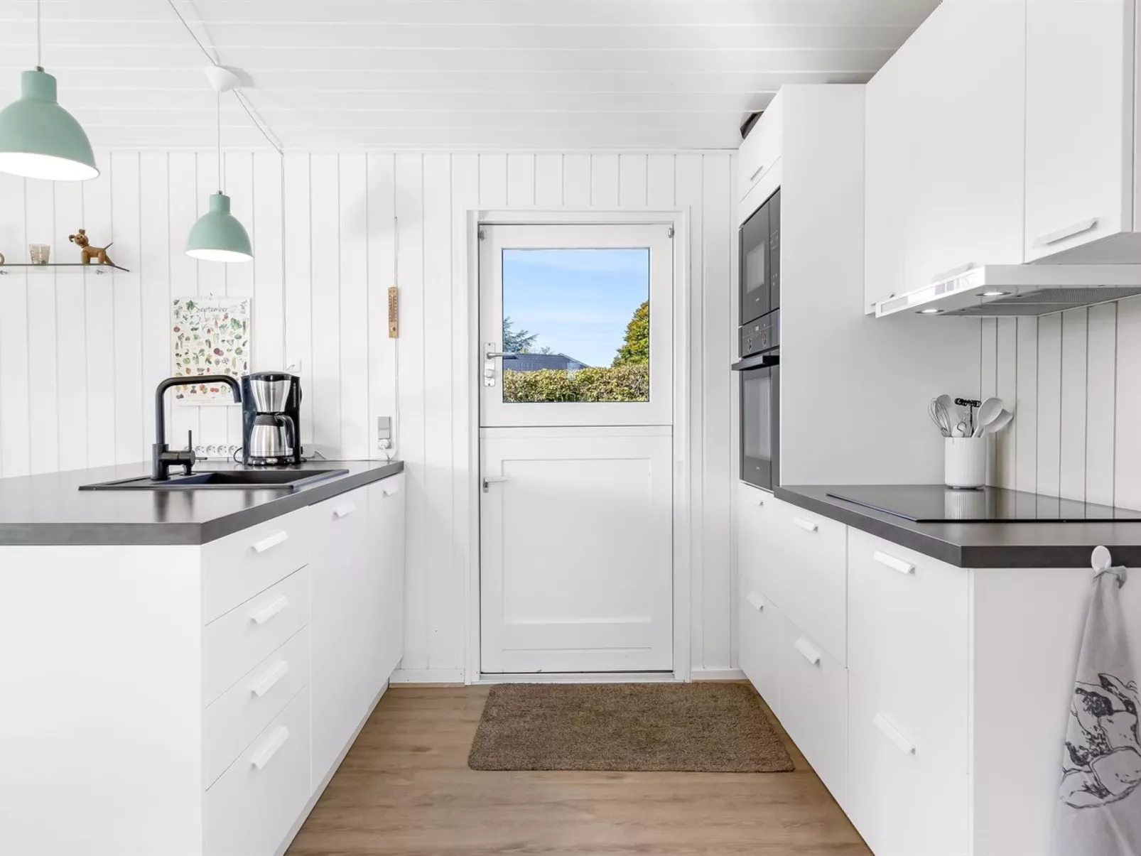 "Quanna" - 450m from the sea-Inside