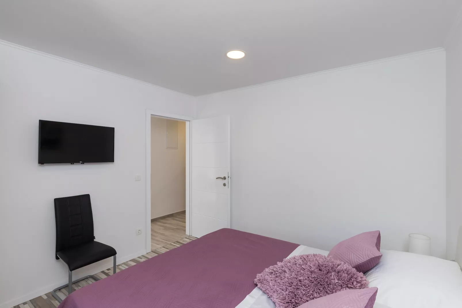 Holiday Home Monika - Two Bedroom Holiday Home with Terrace and Sea View-Bedroom