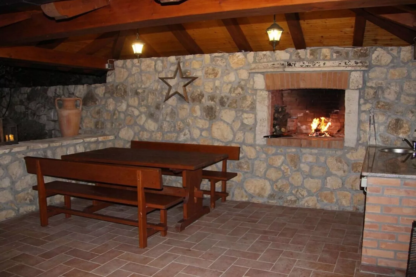 Villa Oliva - Two Bedroom Villa with Terrace and Swimming pool