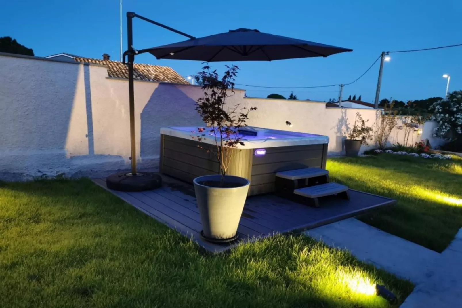 One bedroom apartment (A5)-Outdoor