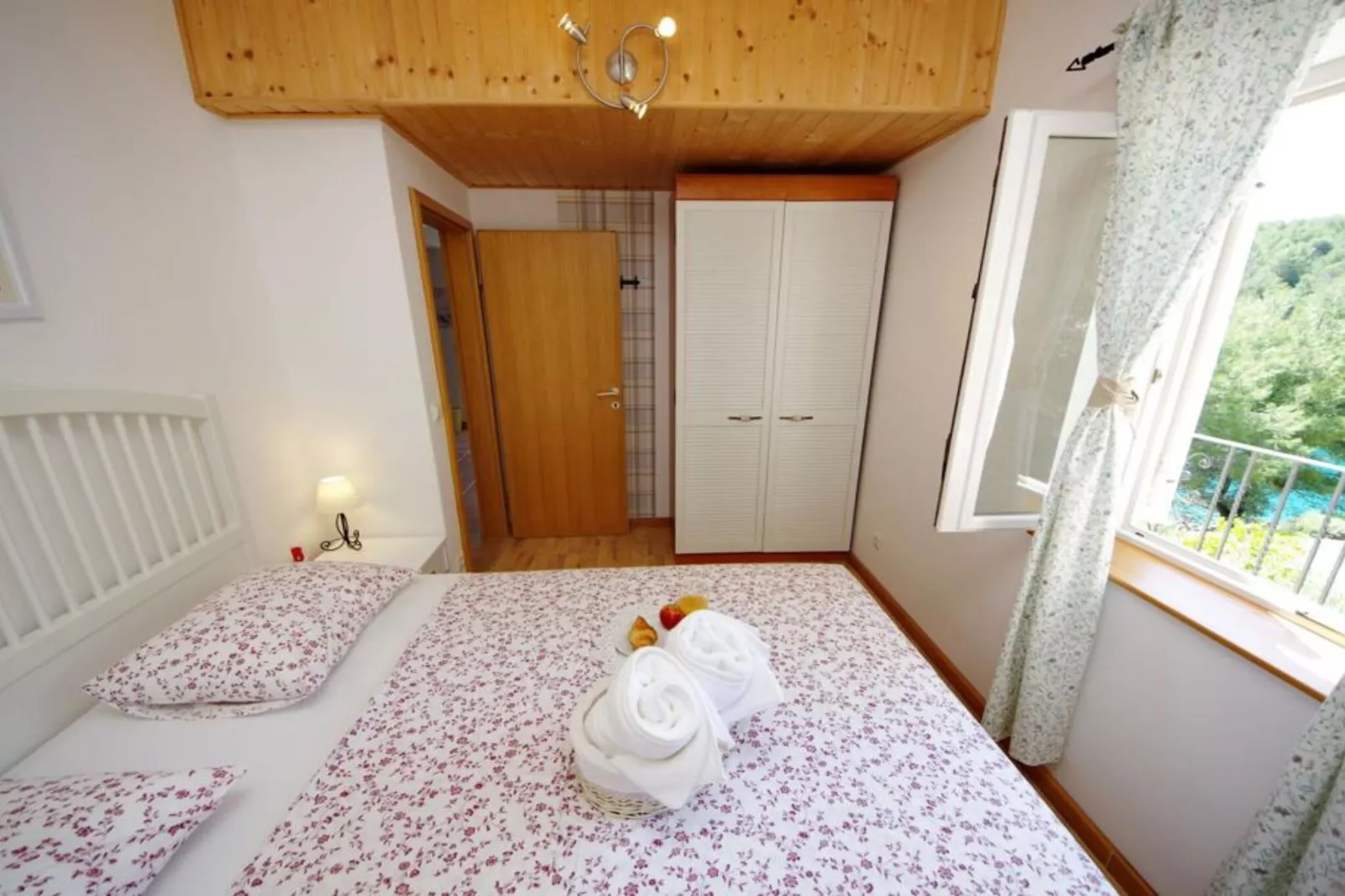 Two-Bedroom Apartment (Lavanda)-Bedroom