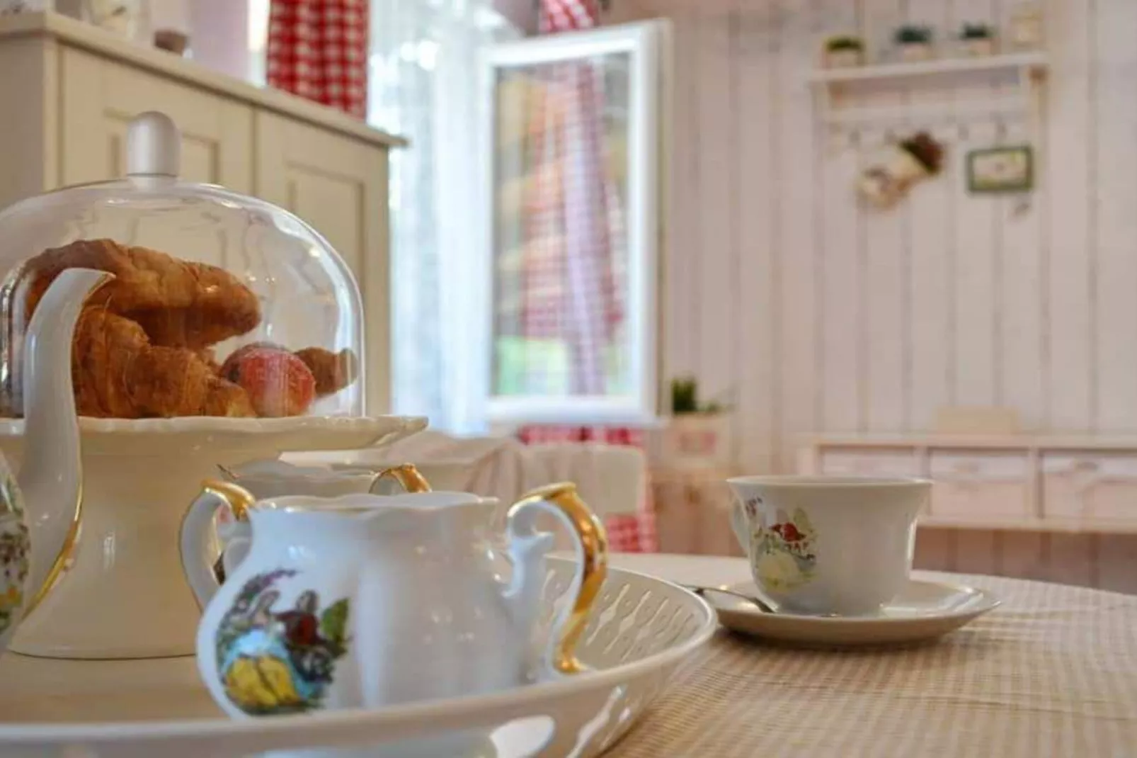 One-Bedroom Apartment (Lovor)-Kitchen