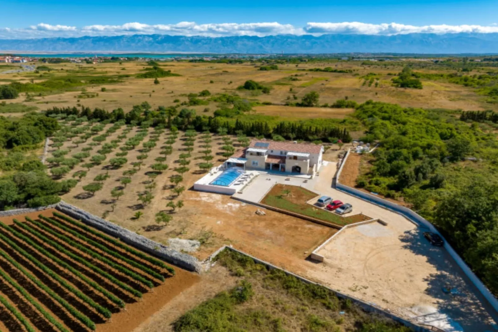 RUSTIC VILLA PEROSA WITH HEATED POOL