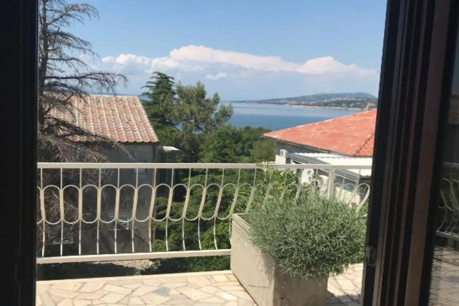 One-Bedroom Apartment With Sea View (A)-Terrace balcony