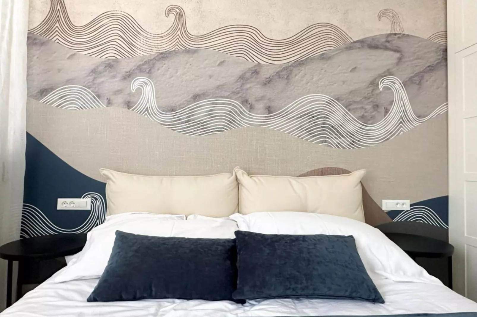 Leonarda Waterfront Residences- One-Bedroom Apartment With Terrace (The Sunset One) -S2