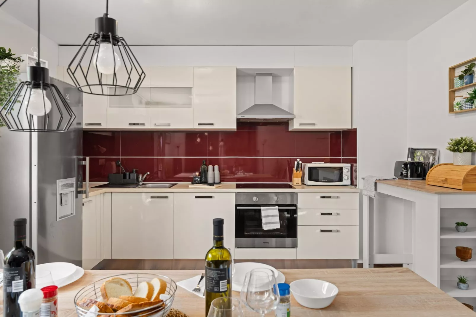 Holiday Home Mlačić - Three Bedroom Holiday Home with Pool-Cuisine