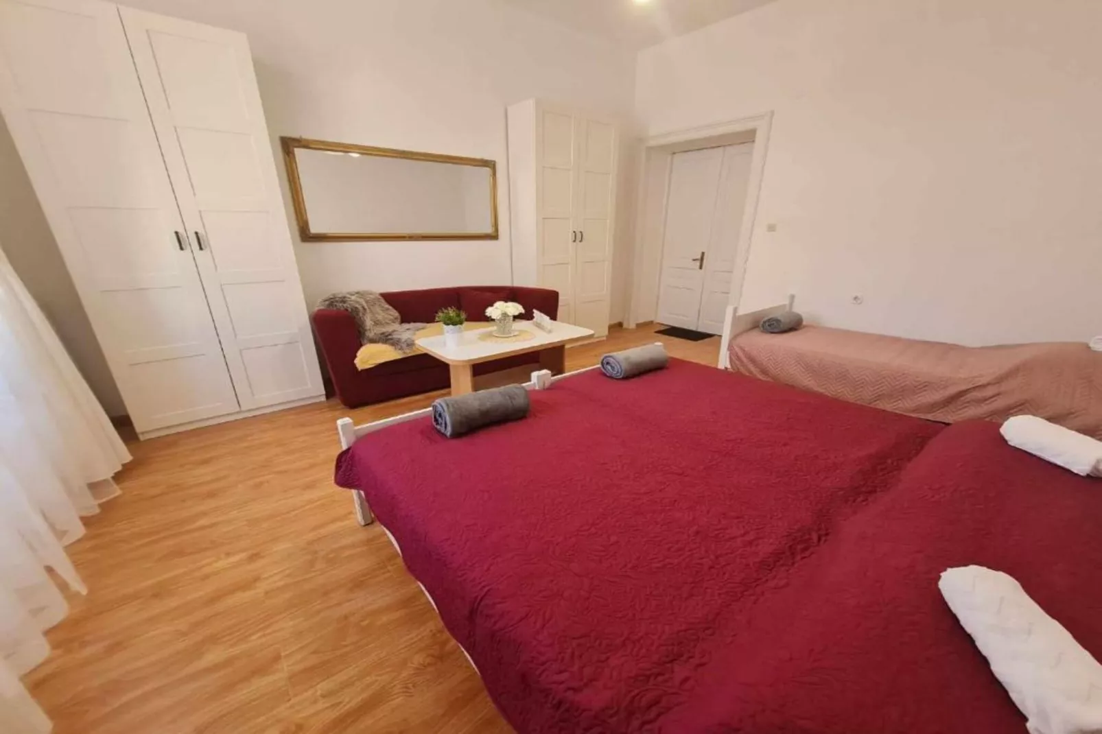 Apartment Bijonda near Arena Pula - One Bedroom Apartment-Bedroom