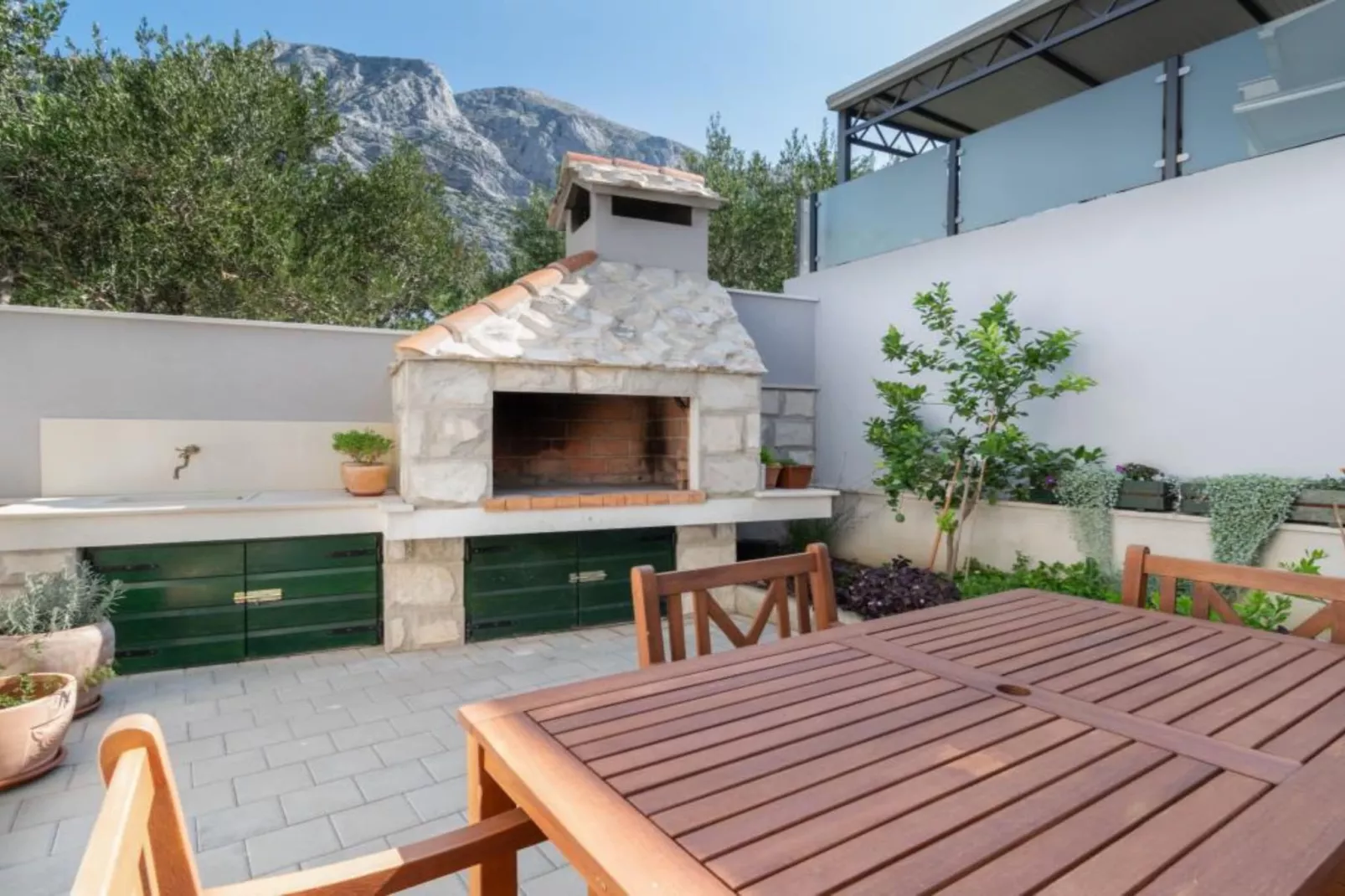 Apartment Pavlov - Three Bedroom Apartment with Terrace-Facilities