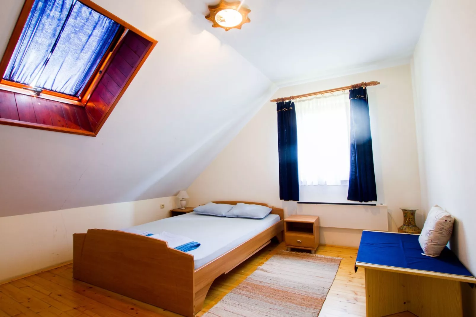 Rustic Charm Cottage Country House with Sauna - Five Bedroom  Holiday Home with Sauna-Bedroom