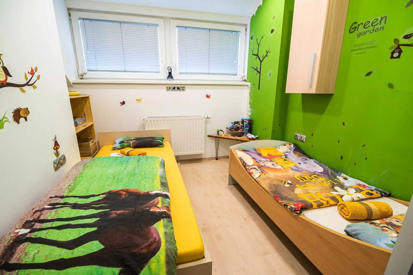 Elegant and Stylish Retreat Apartments with Terrace - Three Bedroom Apartment with Terrace-Chambre