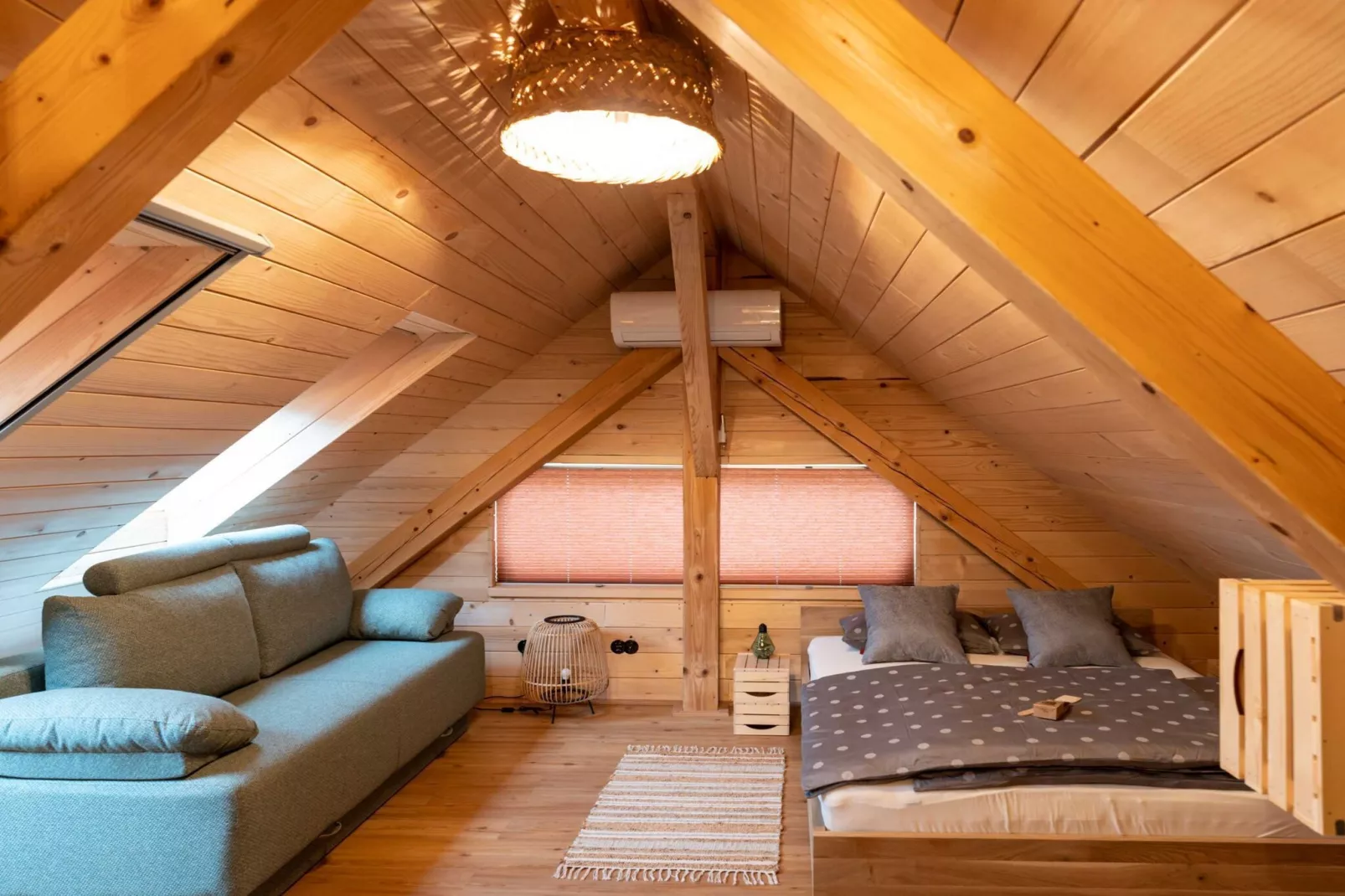 Echo Valley Hillside Holiday Home with Sauna - Two Bedroom Holiday Home with Sauna-Schlafzimmer