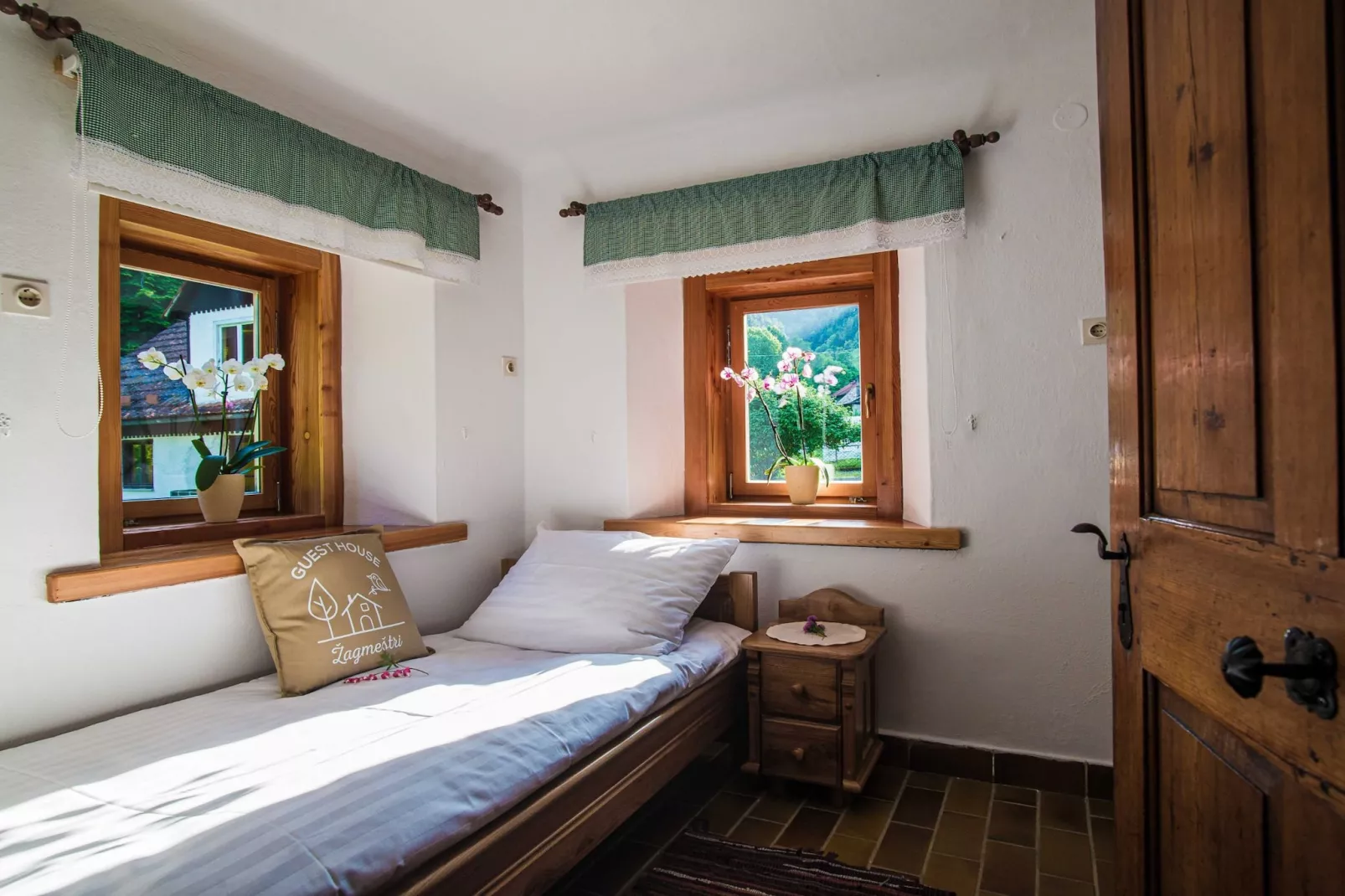 Rustic Authentic Holiday Home with Terrace and Wood Stove - Three Bedroom Holiday Home with Terrace