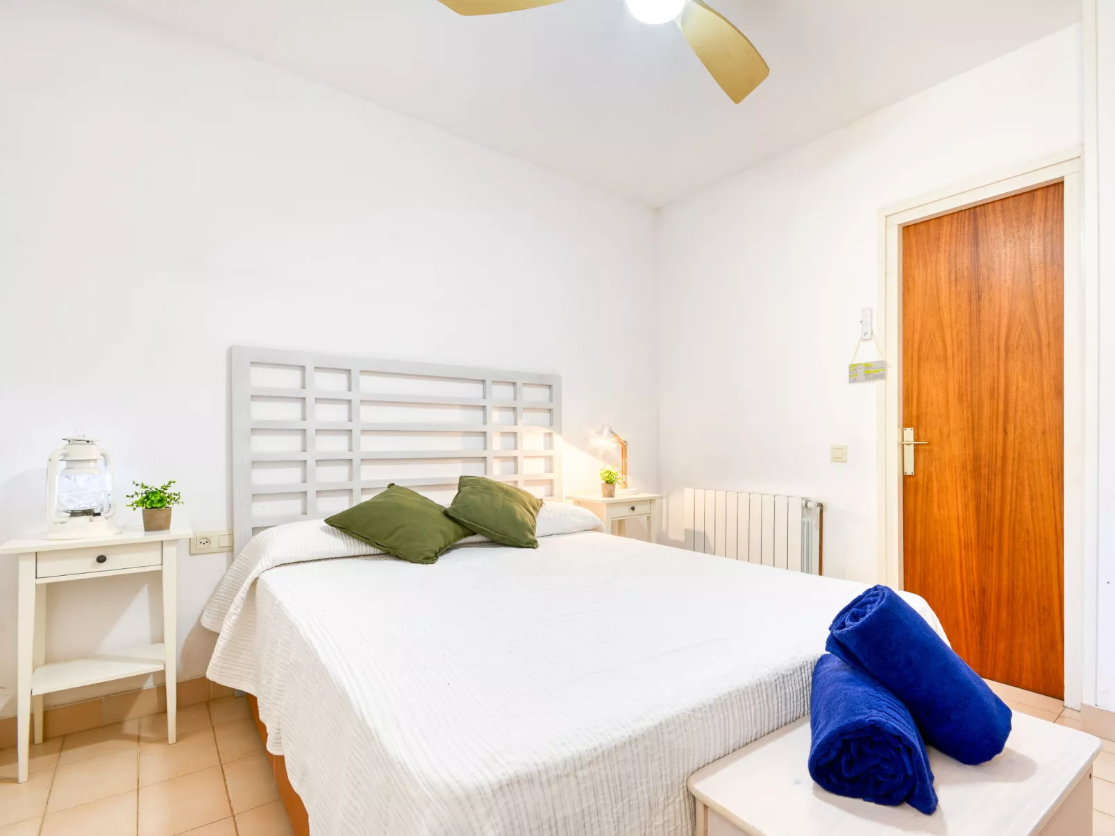 Mirador del Pedró-Inside