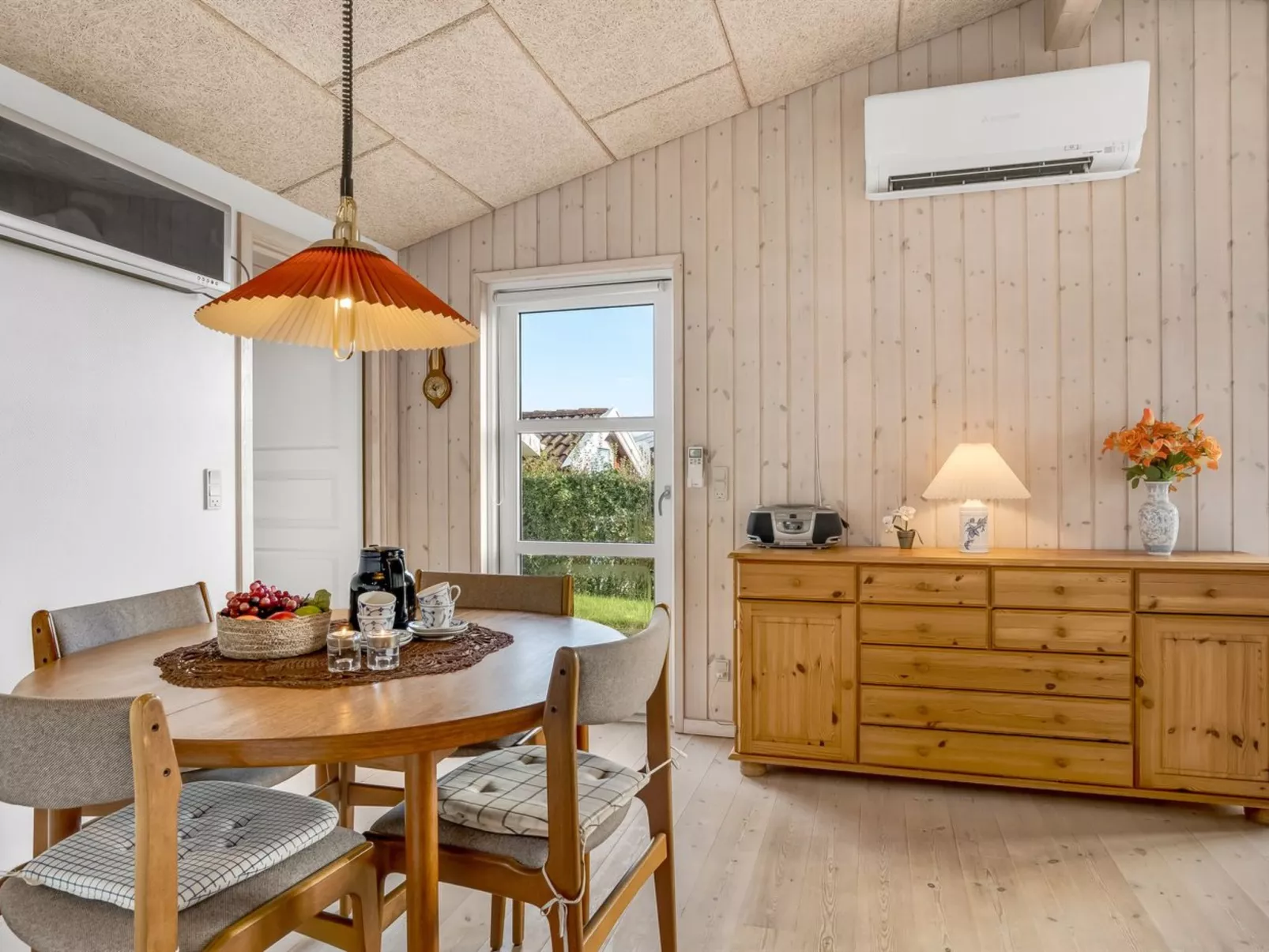 "Skarthi" - 200m from the sea-Drinnen