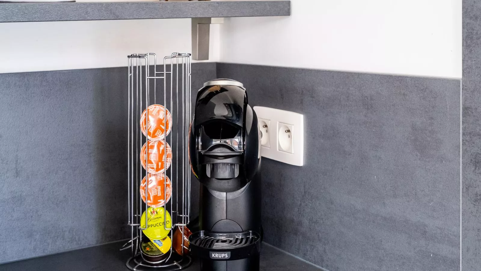 Argenteuil Twee-Kitchen