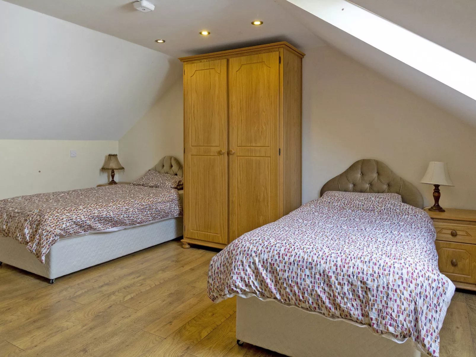 Matthews Cottage Doonbeg-Dedans