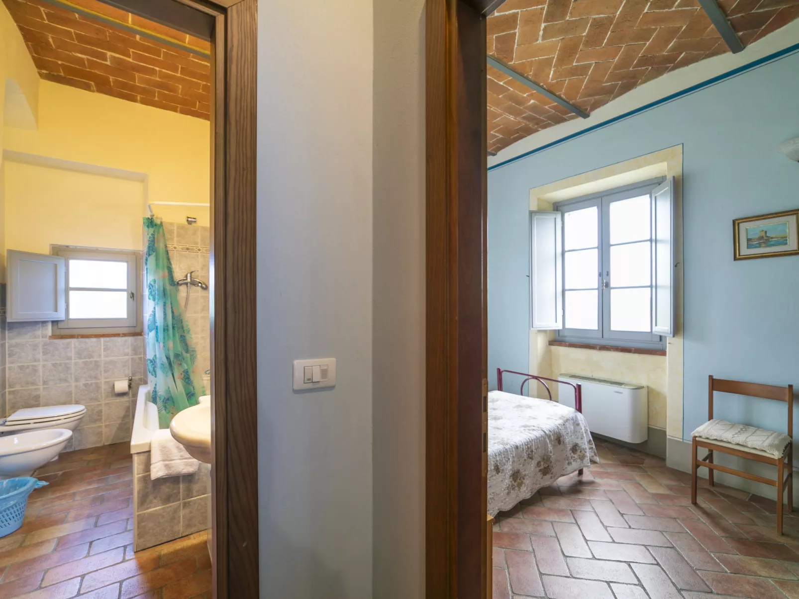 Le Rondini-Inside