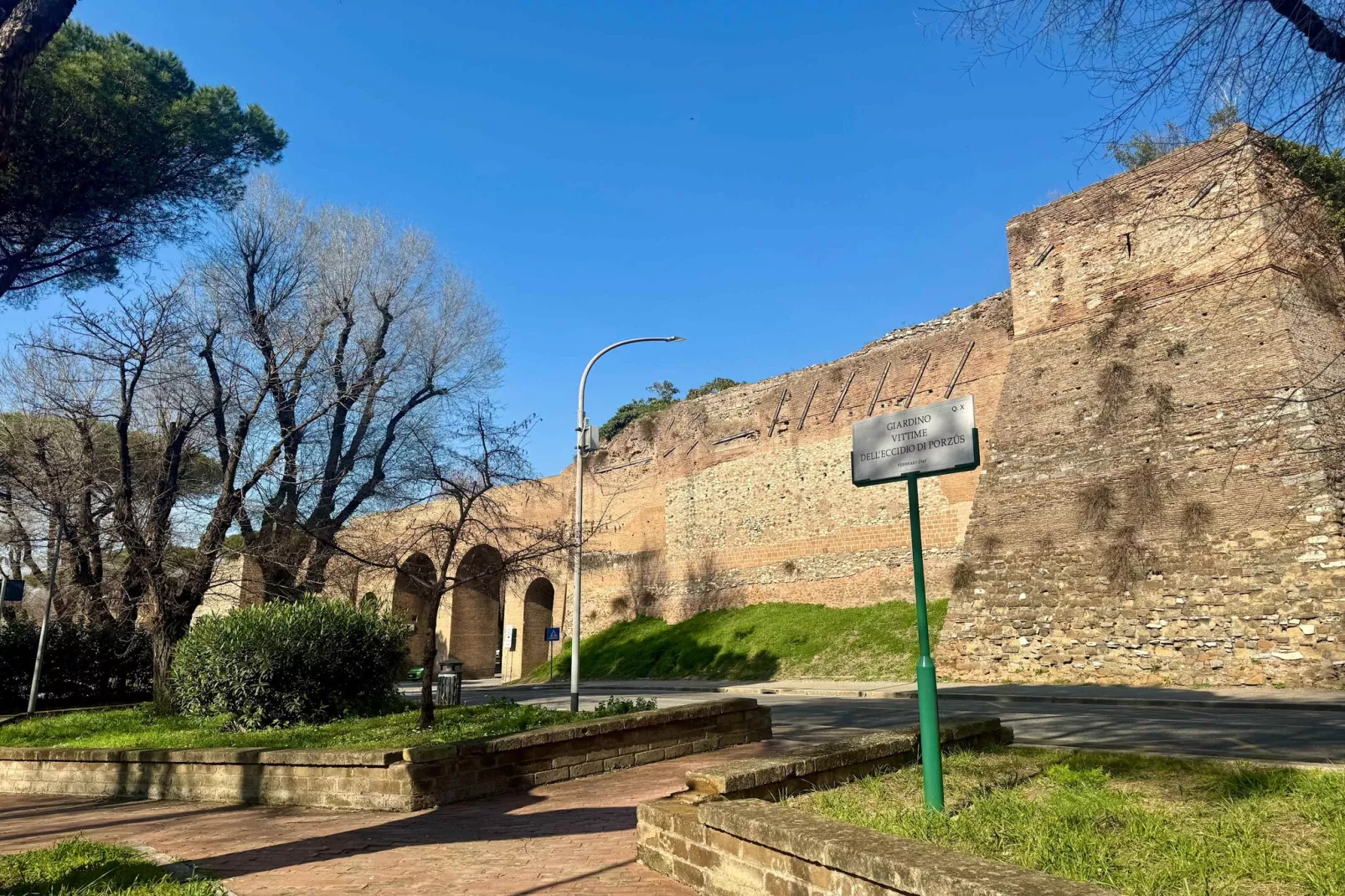 Caracalla Loft-Areas within 1km in summer