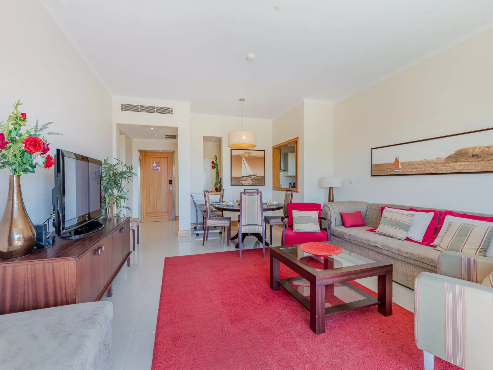 The Residence at Victoria-Inside