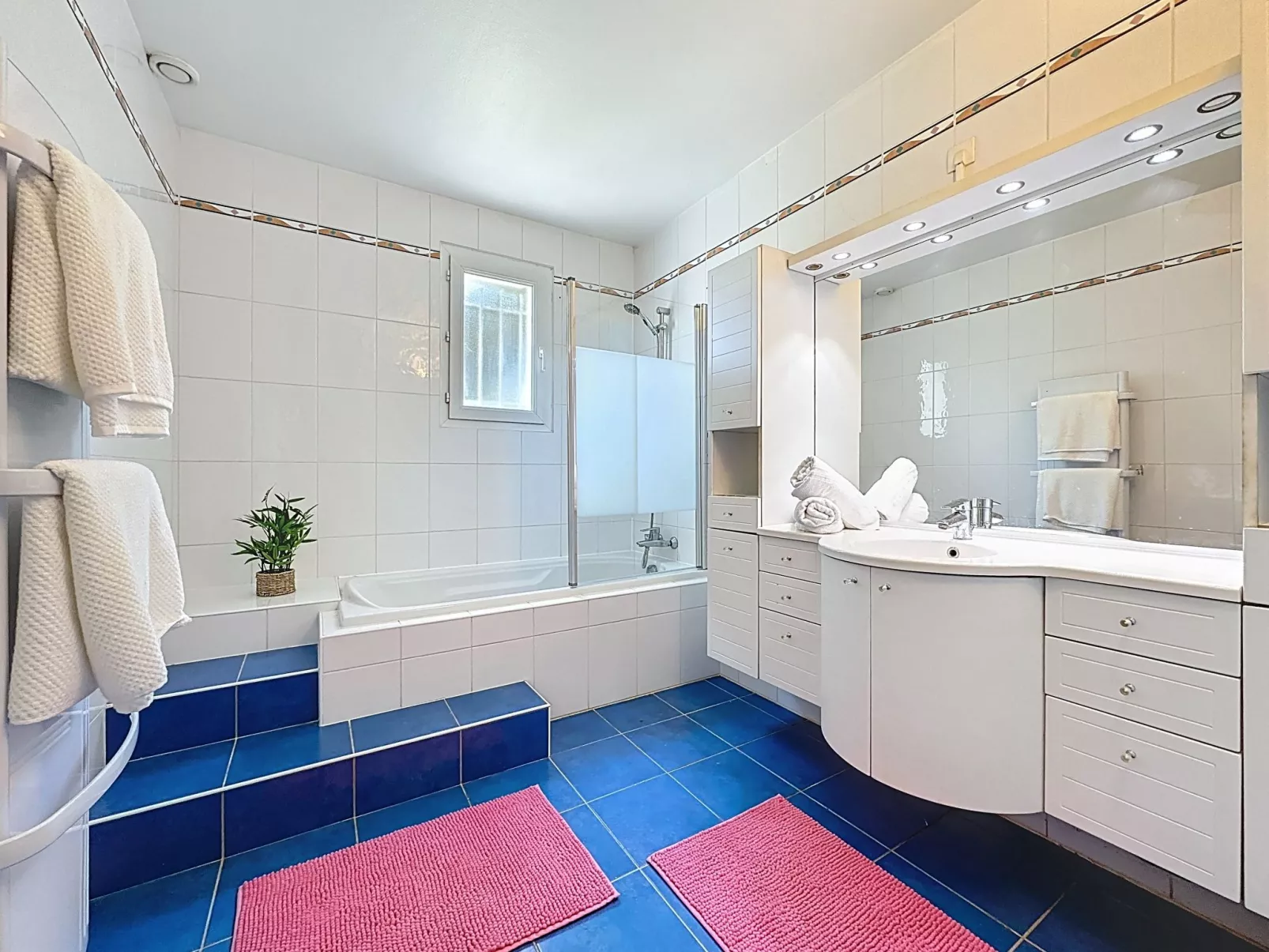 Ma Petite Mer-Dedans