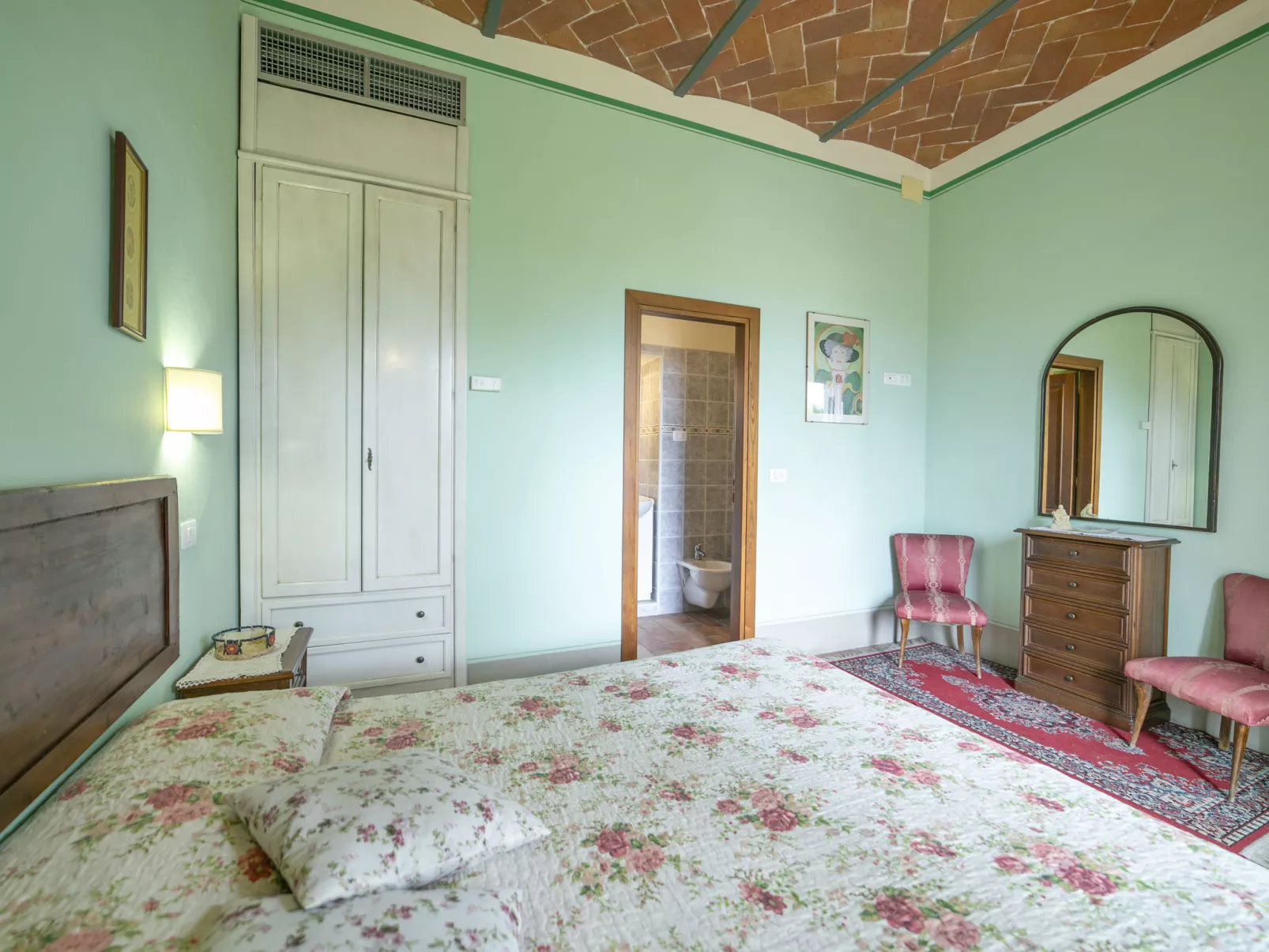 Le Rondini-Inside