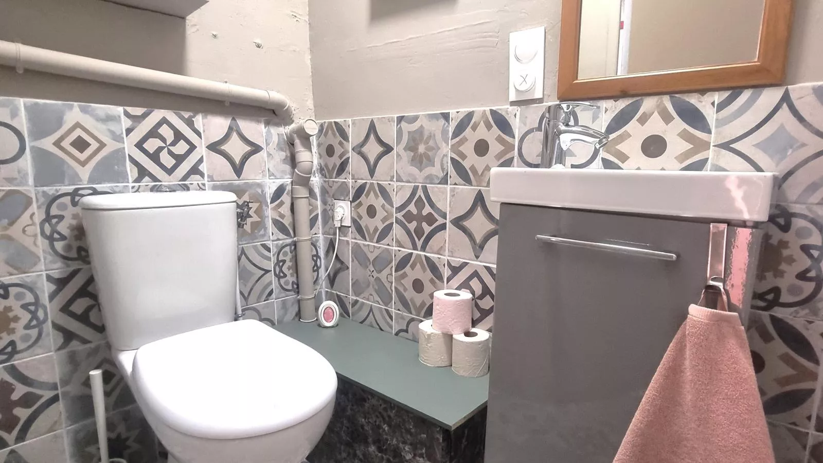 La Nit de la Fontaine-Badezimmer